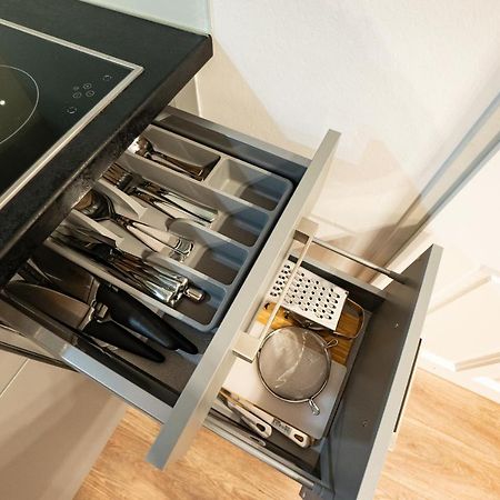 Stylish Apartment With Dedicated Working Space And Super King-Size Bed Located Between City Centre And Donau River Vienna Luaran gambar