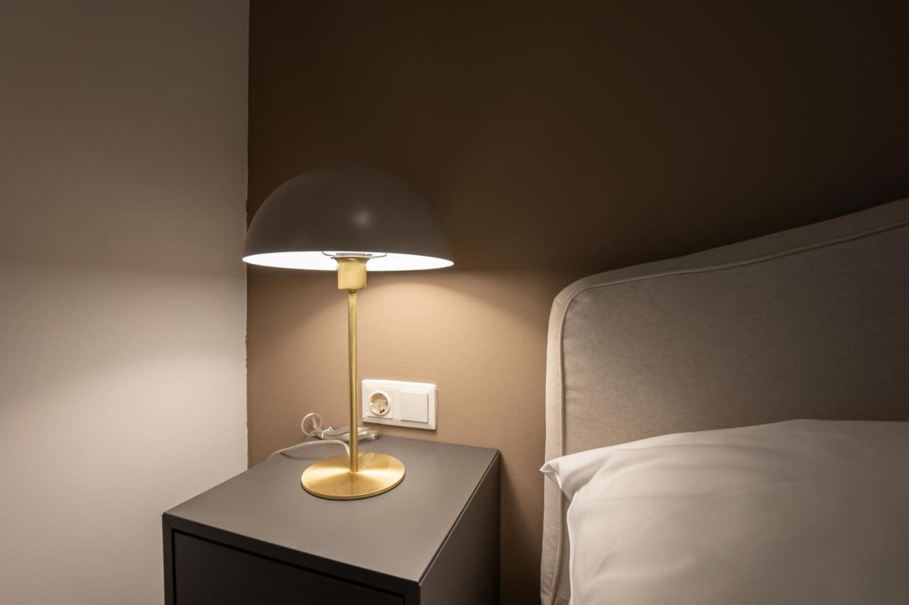 Stylish Apartment With Dedicated Working Space And Super King-Size Bed Located Between City Centre And Donau River Vienna Luaran gambar
